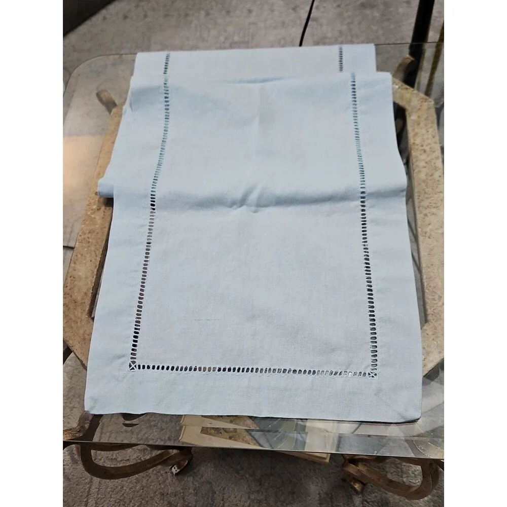 Unbranded machine over